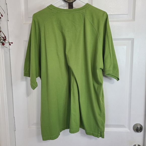 (1418) St. John's Bay Men's Classic 3 Button Short Sleeve Shirt, 2XL, Green - Picture 10 of 11